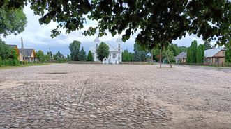 Valkininkai Market Square