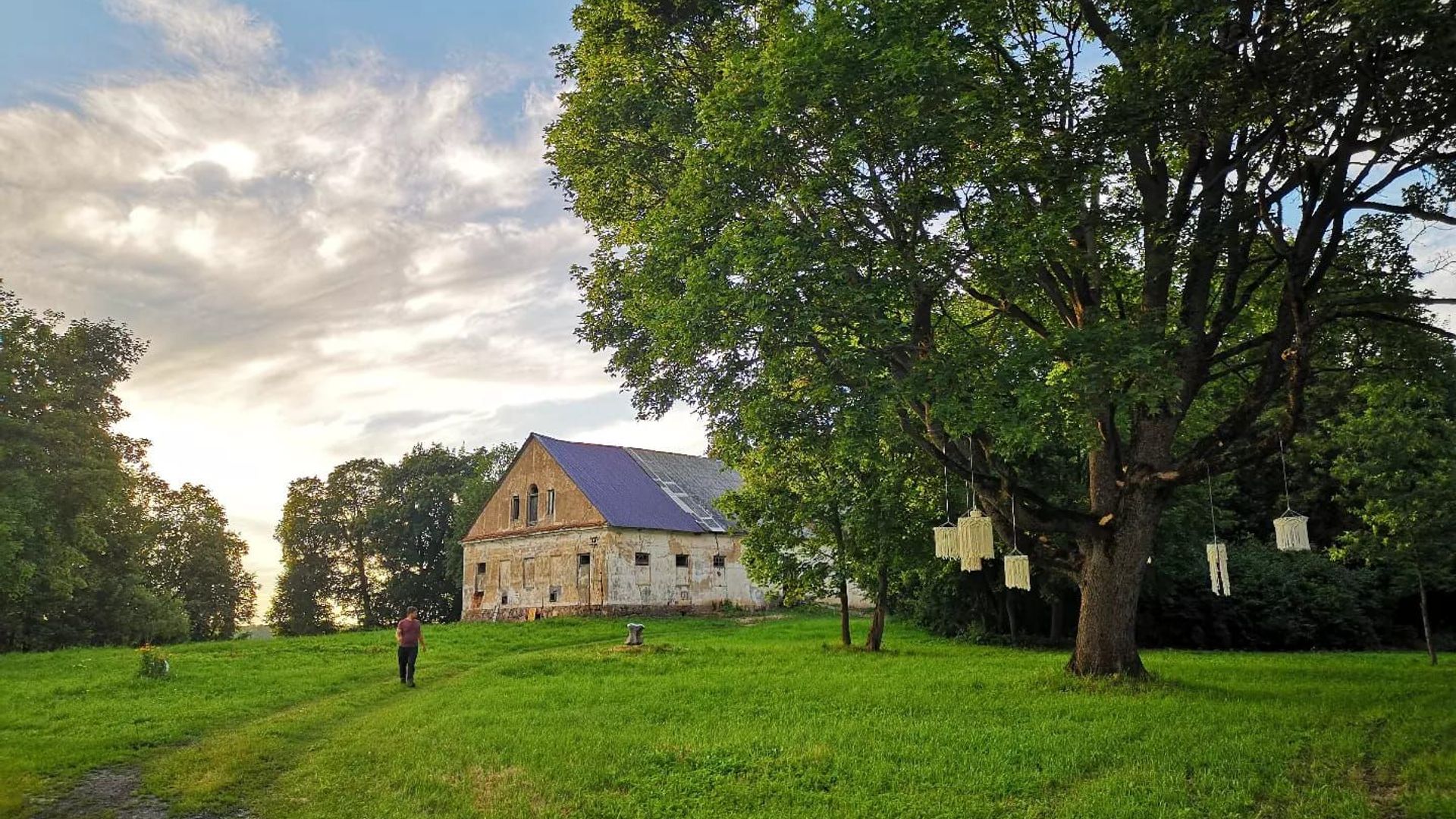 Lokinė Manor
