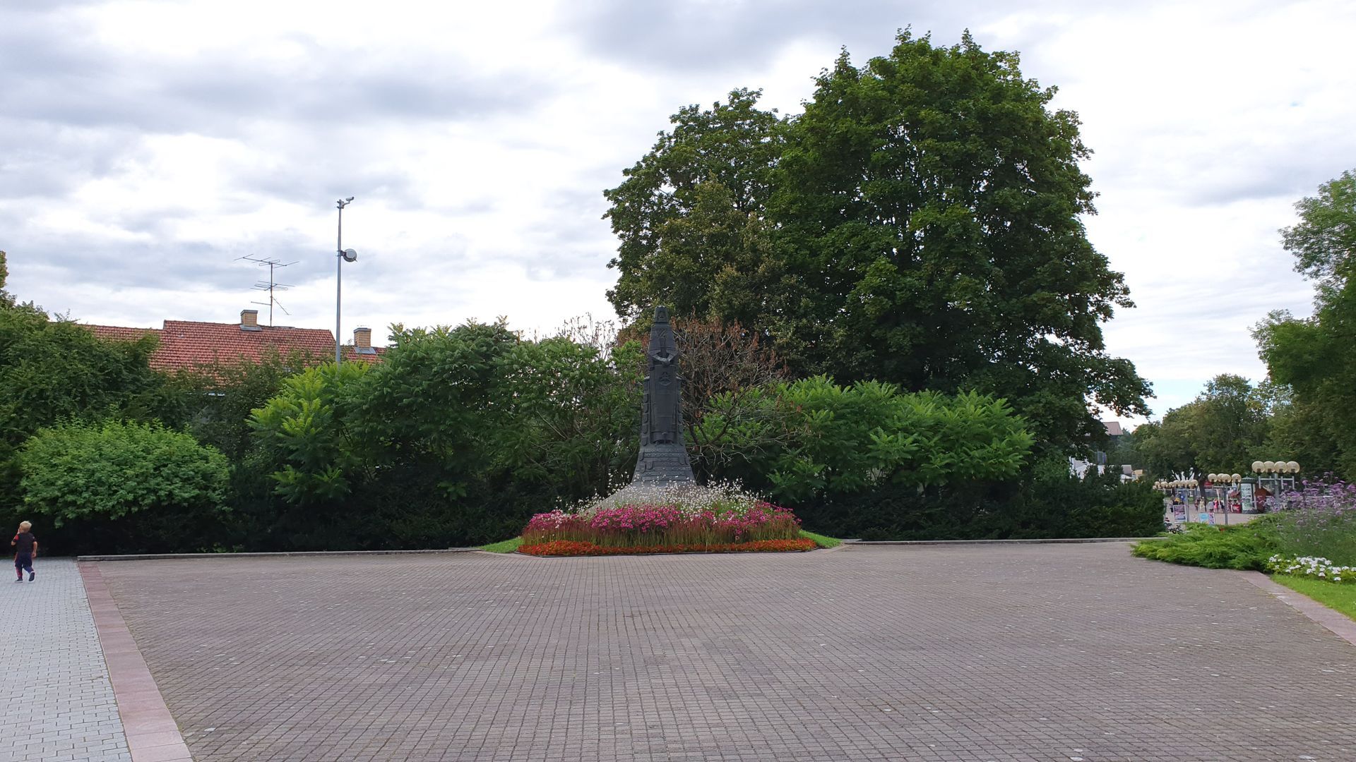 Monument To Lithuania